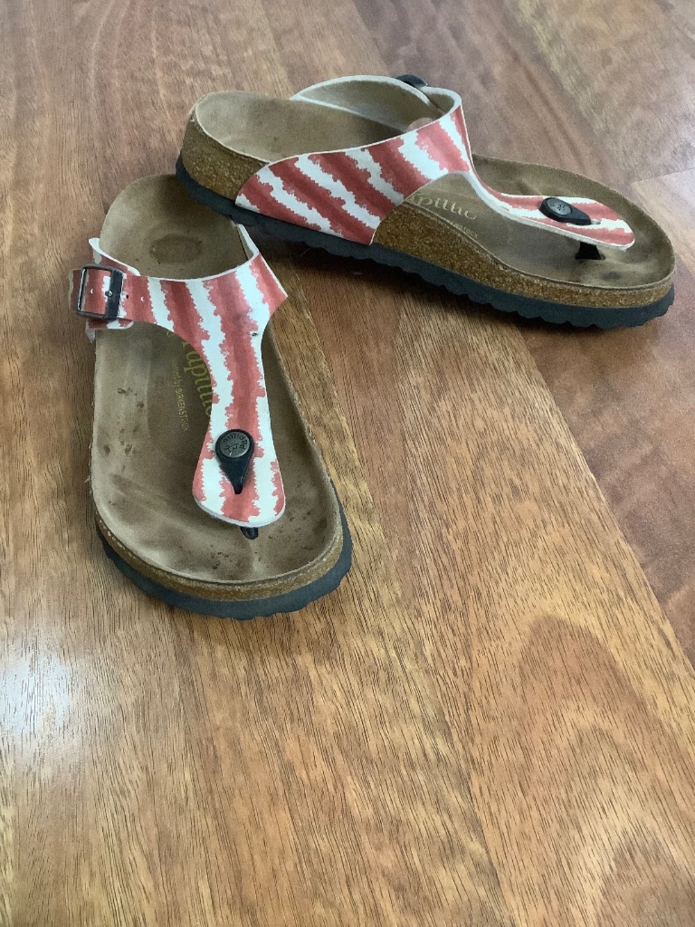 Papillio Gizeh Sandals size 38/8